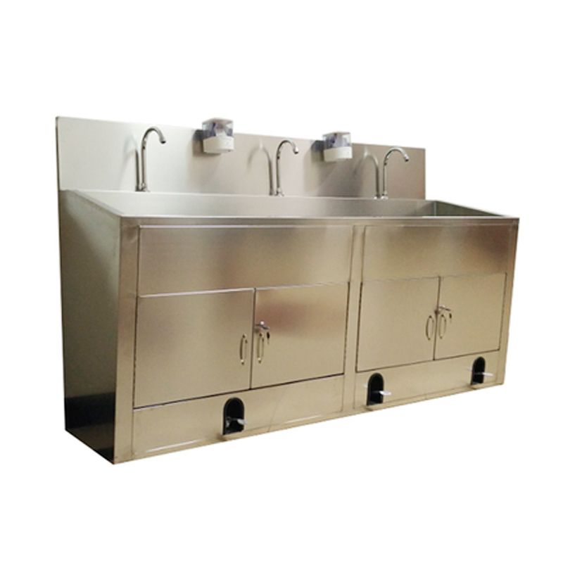 CSD-SR3B SS Surgeon Scrub Sink With Foot Pedal